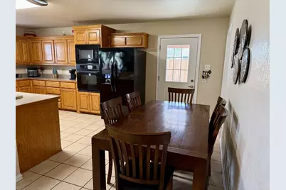 606 S Hubbard Street, Alvord, TX 76225 - Photo 6