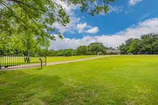 550 Creek Rd, Lorena, TX 76655 - Photo 30