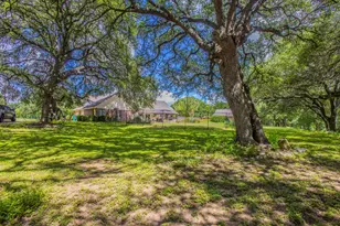 550 Creek Rd, Lorena, TX 76655 - Photo 38