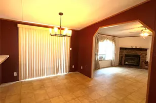 1344 Honeysuckle Dr, Mansfield, TX 76063 - Photo 16