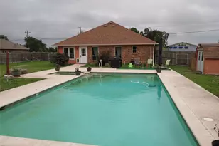 836 Airport Rd, Reno, TX 75462 - Photo 24