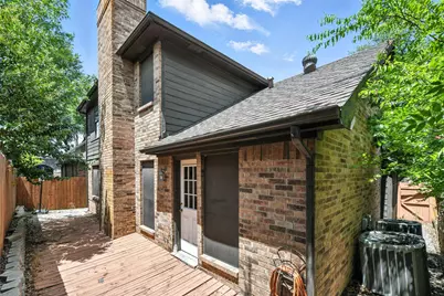 300 Saint Emelion Court, Irving, TX 75038 - Photo 16