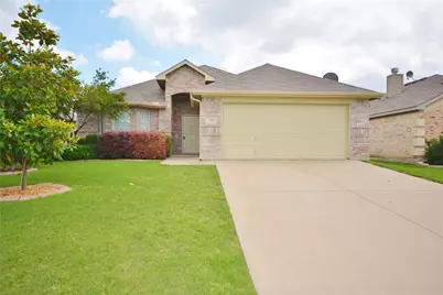 112 Oregon Trail, Waxahachie, TX 75167 - Photo 1