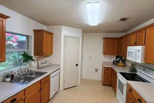 303 Charleston Dr, Wylie, TX 75098 - Photo 10