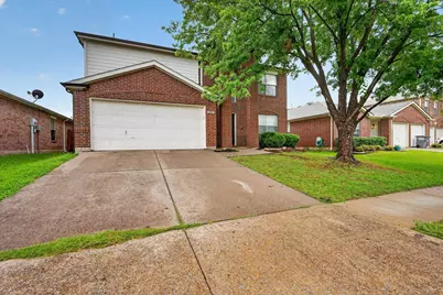 303 Charleston Drive, Wylie, TX 75098 - Photo 2