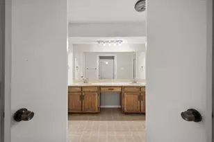 5903 Spring Hill Ct, Arlington, TX 76016 - Photo 14