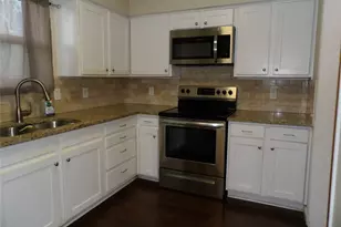 2822 Sunny Hill Ln, Farmers Branch, TX 75234 - Photo 12