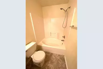 1008 Briar Drive #A & B, Waco, TX 76710 - Photo 6