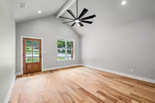 1010 Mustang Trail, Granbury, TX 76049 - Photo 10