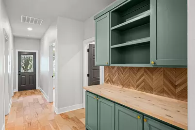 1010 Mustang Trail, Granbury, TX 76049 - Photo 12