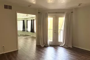 2311 Balsam Dr, Arlington, TX 76006 - Photo 2