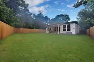 4523 S Ewing Ave, Dallas, TX 75216 - Photo 2