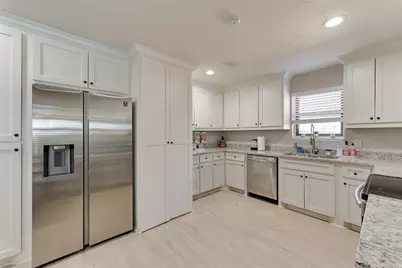 804 Ridgefield Drive, Plano, TX 75075 - Photo 14