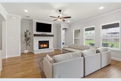 3801 Grove Valley Road, Midlothian, TX 76065 - Photo 10
