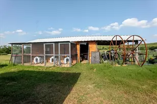 2105 Indian Creek Rd, Mineral Wells, TX 76067 - Photo 14