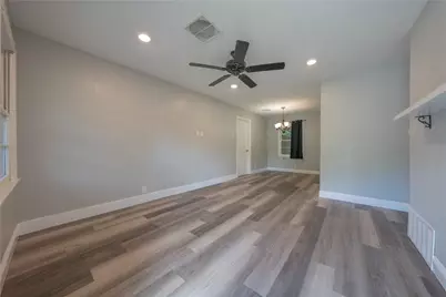 1209 E Lovers Lane, Arlington, TX 76010 - Photo 8