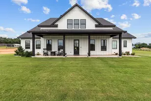 204 Zebrastone Way, Poolville, TX 76487 - Photo 1