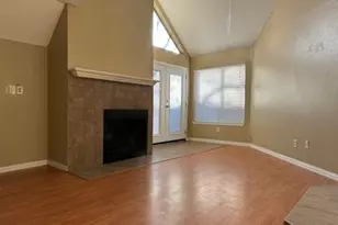 2311 Basil Dr, Arlington, TX 76006 - Photo 2