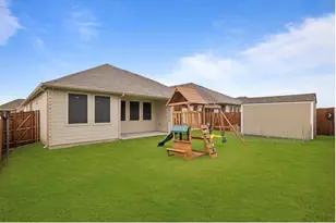 221 Ardsley Ln, Princeton, TX 75407 - Photo 26