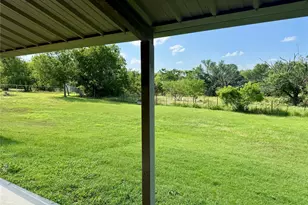 340 Lynch Bend Rd, Springtown, TX 76082 - Photo 18