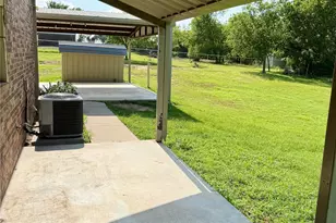 340 Lynch Bend Rd, Springtown, TX 76082 - Photo 16