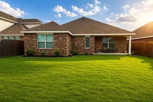 2605 Centurion Rd, Glenn Heights, TX 75154 - Photo 2