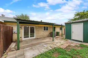 1032 Pleasant Valley Ln, Arlington, TX 76015 - Photo 20