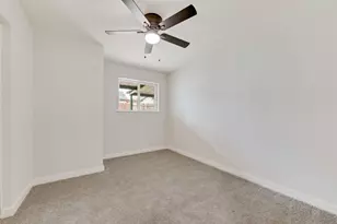 1032 Pleasant Valley Ln, Arlington, TX 76015 - Photo 12