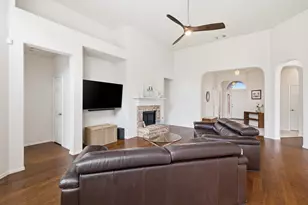 1818 Clear Summit Ln, Mansfield, TX 76063 - Photo 8