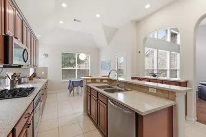 1818 Clear Summit Lane, Mansfield, TX 76063 - Photo 12