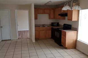 3700 Radford Rd, Fort Worth, TX 76119 - Photo 6
