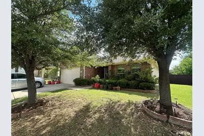 1803 Sea Gull Drive, Dallas, TX 75051 - Photo 2