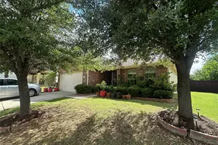 1803 Sea Gull Dr, Dallas, TX 75051 - Photo 2