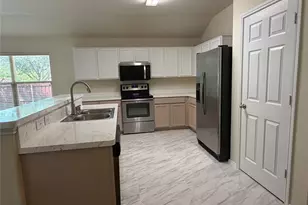 1803 Sea Gull Dr, Dallas, TX 75051 - Photo 4