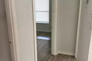 913 Hubert St, Waco, TX 76704 - Photo 10