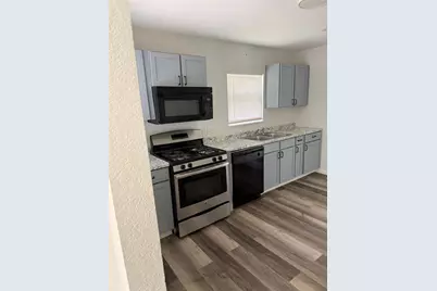 913 Hubert Street, Waco, TX 76704 - Photo 8