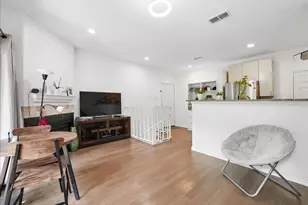 7660 Skillman St, Dallas, TX 75231 - Photo 10
