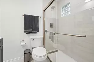 7660 Skillman St, Dallas, TX 75231 - Photo 20