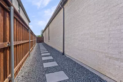 15849 Peppertree Road, Frisco, TX 75035 - Photo 34