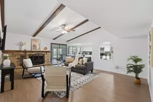 2213 Proctor Dr, Carrollton, TX 75007 - Photo 4