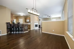 413 Creekside Dr, Anna, TX 75409 - Photo 8