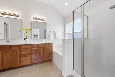 2432 Chesterwood Drive, Little Elm, TX 75068 - Photo 18