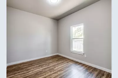 3306 Cedar Street, Greenville, TX 75401 - Photo 8