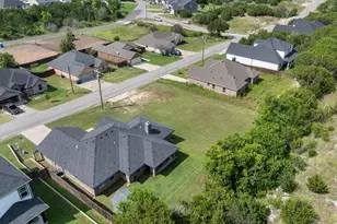 2123 Christine Dr, Granbury, TX 76048 - Photo 36