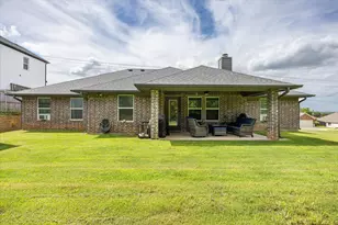 2123 Christine Dr, Granbury, TX 76048 - Photo 26