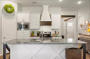 2123 Christine Dr, Granbury, TX 76048 - Photo 12