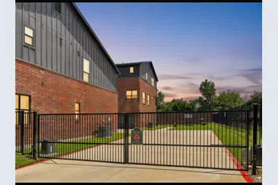 2825 Stanley Avenue, Fort Worth, TX 76110 - Photo 2