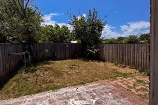 2201 Silverthorn Ln, Flower Mound, TX 75028 - Photo 38