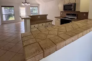 2201 Silverthorn Ln, Flower Mound, TX 75028 - Photo 12