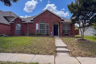 2201 Silverthorn Ln, Flower Mound, TX 75028 - Photo 4
